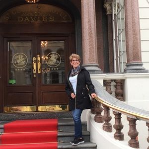 Meet your Posher, Billie